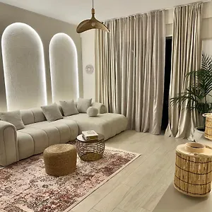 https://lungomare-luxury-sea-view-apartaments.albaniahotels.org